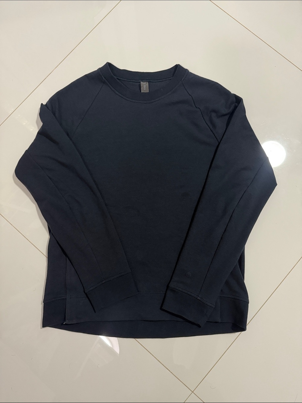 lululemon athletica Men's Navy Crewneck Pullover